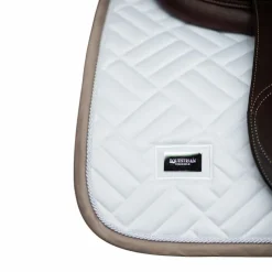 Equestrian Stockholm - Tapis de selle Modern White / sand Blanc Discount