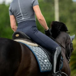 Equestrian Stockholm - Tapis de dressage Metallic Blue Bleu Best