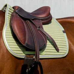 Equithème - Tapis de selle Spring clair Vert Hot