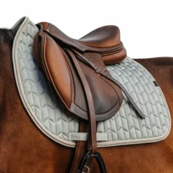 Outlet Equithème - Tapis de selle Excellence Vert