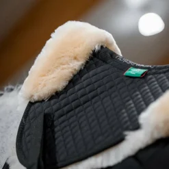 Hot Horseware - Amortisseur Sheepskin Noir