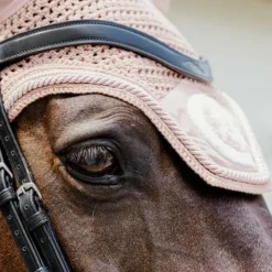 Kentucky Horsewear - Bonnet anti-mouches Wellington 3D Logo corde vieux Rose Hot