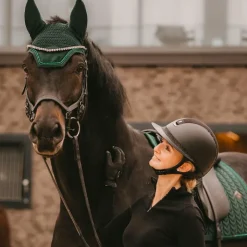 Best Kentucky Horsewear - Bonnet Wellington Velvet pearls sapin Vert