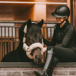 Clearance Kentucky Horsewear - Licol de transport mouton blanc Ecru