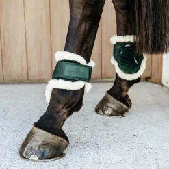 Kentucky Horsewear - Protège-boulets jeunes chevaux mouton vegan Velvet foncé Vert