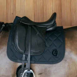 Online Kentucky Horsewear - Tapis de dressage Wave 3D logo Noir