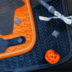 Kentucky Horsewear - Tapis de selle Velvet Pearls jumping Noir