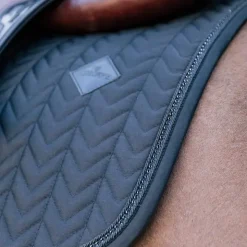 Kentucky Horsewear - Tapis de selle Metal Chain Noir Best