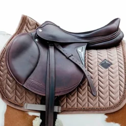 Hot Kentucky Horsewear - Tapis de selle Velvet Pearls jumping Beige