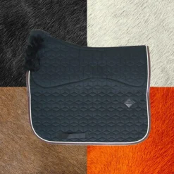 Kentucky Horsewear - Tapis de dressage Skin Friendly Noir Outlet