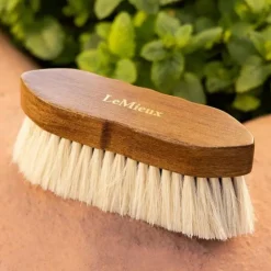 LeMieux - Brosse douce de finition Artisan Marron Sale