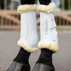 LeMieux - Guêtres de dressage Motionflex avec fourrure / naturel Blanc Discount