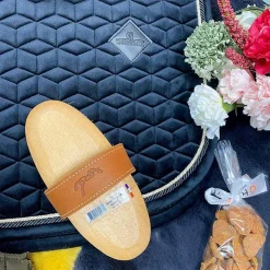 Sale Pénélope - Grande brosse douce sangle cuir Beige